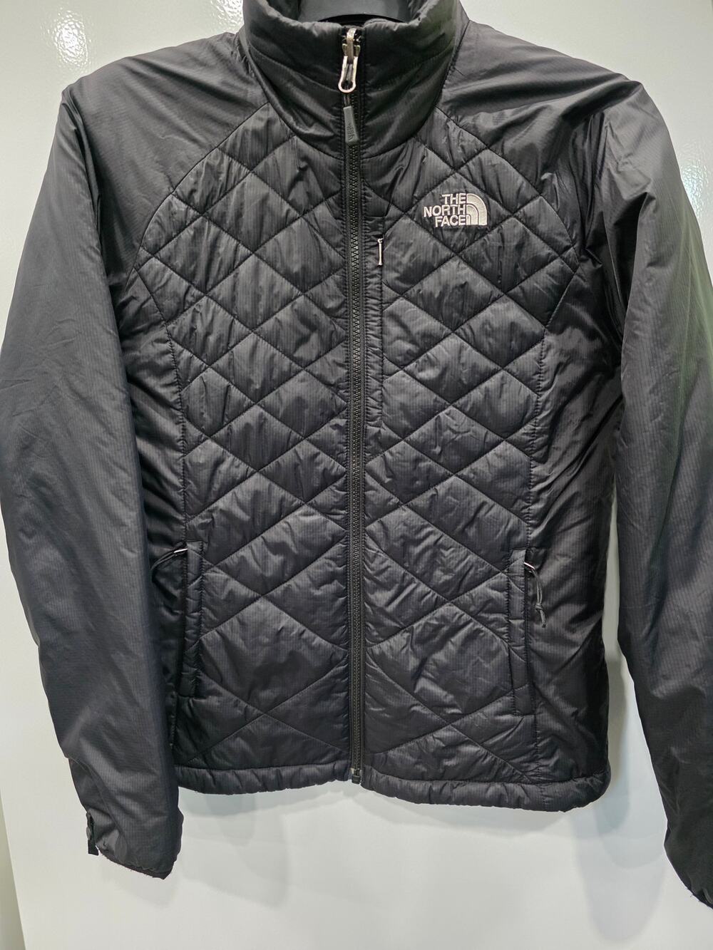 The North Face Womens S Black PrimaLoft Quilted Insulated Jacket Full Zip